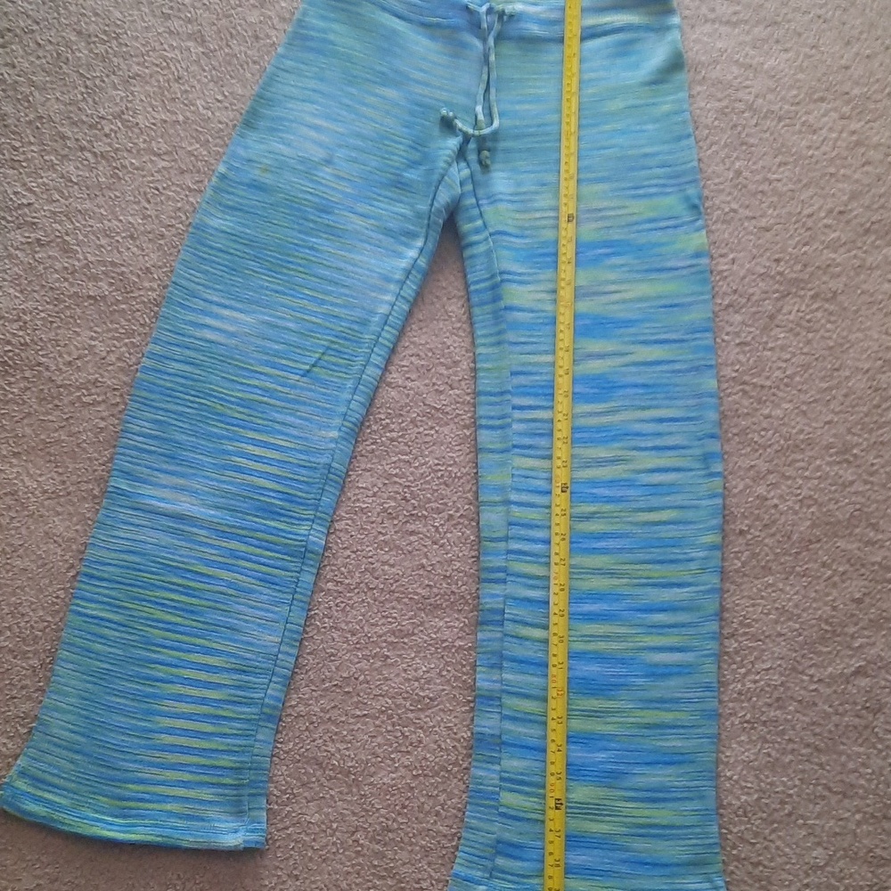 Multi Color Knit Outfit - Picture 12 of 16